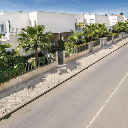 度假居 Holiday Bonanza By Interhome