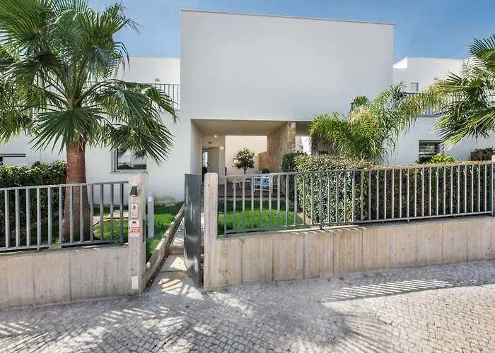 Vakantiehuis Holiday Bonanza By Interhome *